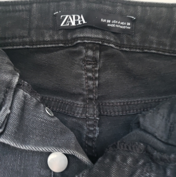 Zara black high waisted jeans size 4 - Picture 3 of 5